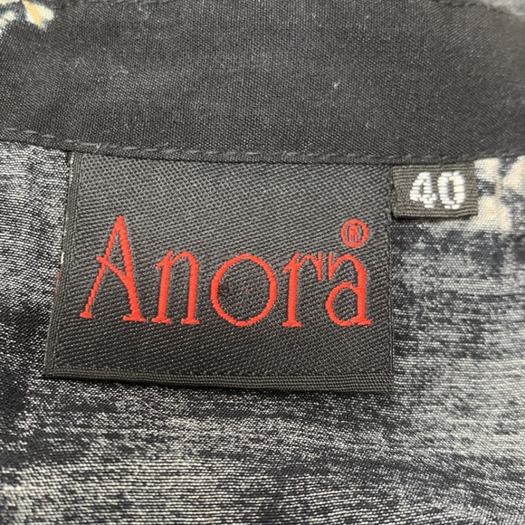 Anora black embroidered sleeveless long duster lightweight open front - Picture 6 of 7